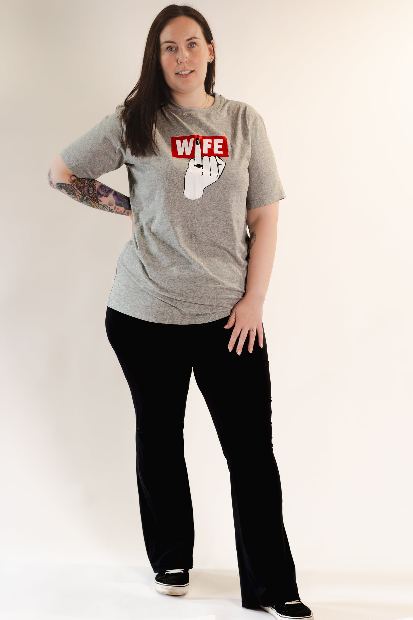 Wife Finger T-shirt (Light Grey)