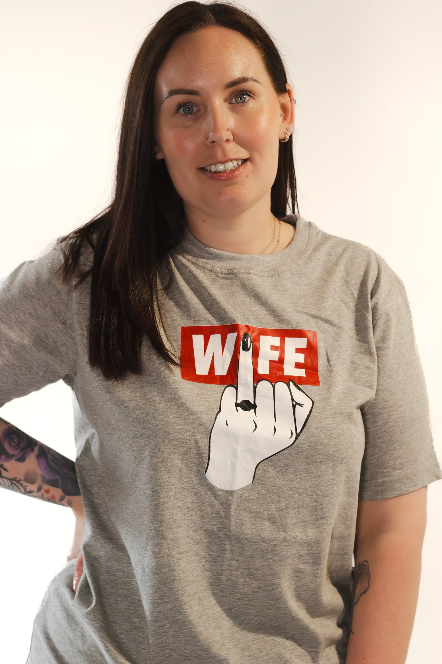 Wife Finger T-shirt (Light Grey)